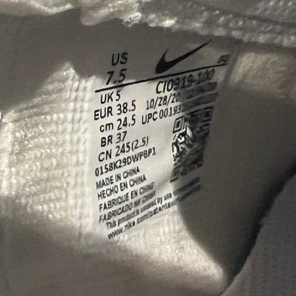 NWT Nike Air Force 1 Shadow Triple White in Original Box - Picture 16 of 16